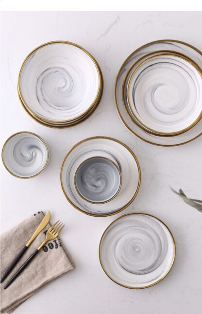 Shallow Plate with Porcelain Marble Design - Image 4