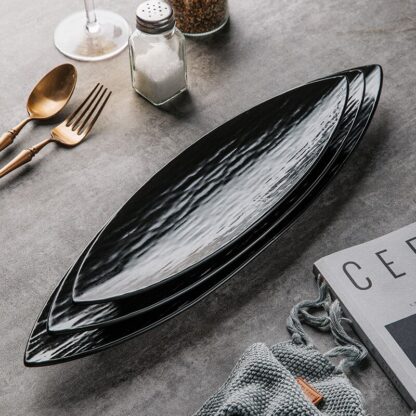 Japanese Leaf Shaped Plate - Image 3